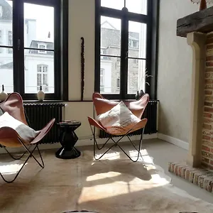 https://the-doghouse.bruges-hotels.info