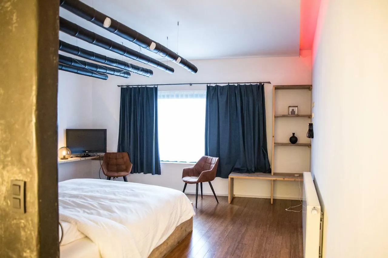 Bnb Nest Ghent Bed & Breakfast